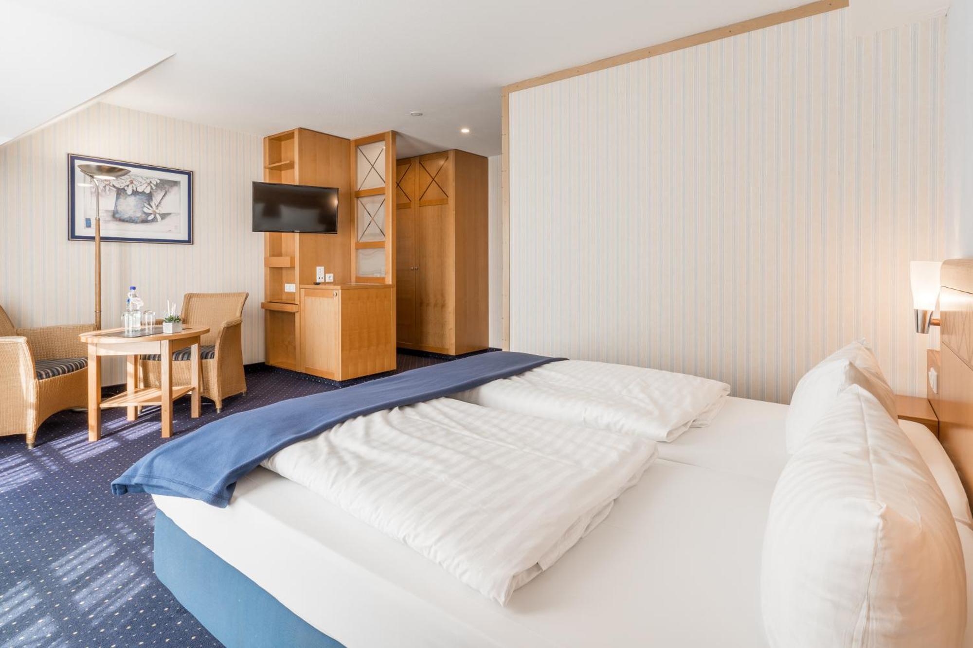 באבה Strandhotel Seestern מראה חיצוני תמונה
