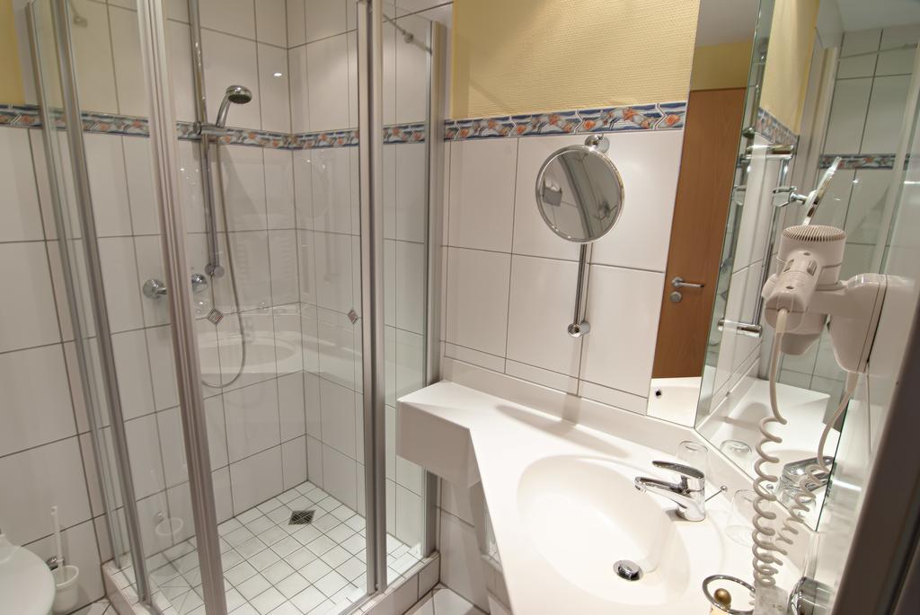 באבה Strandhotel Seestern מראה חיצוני תמונה