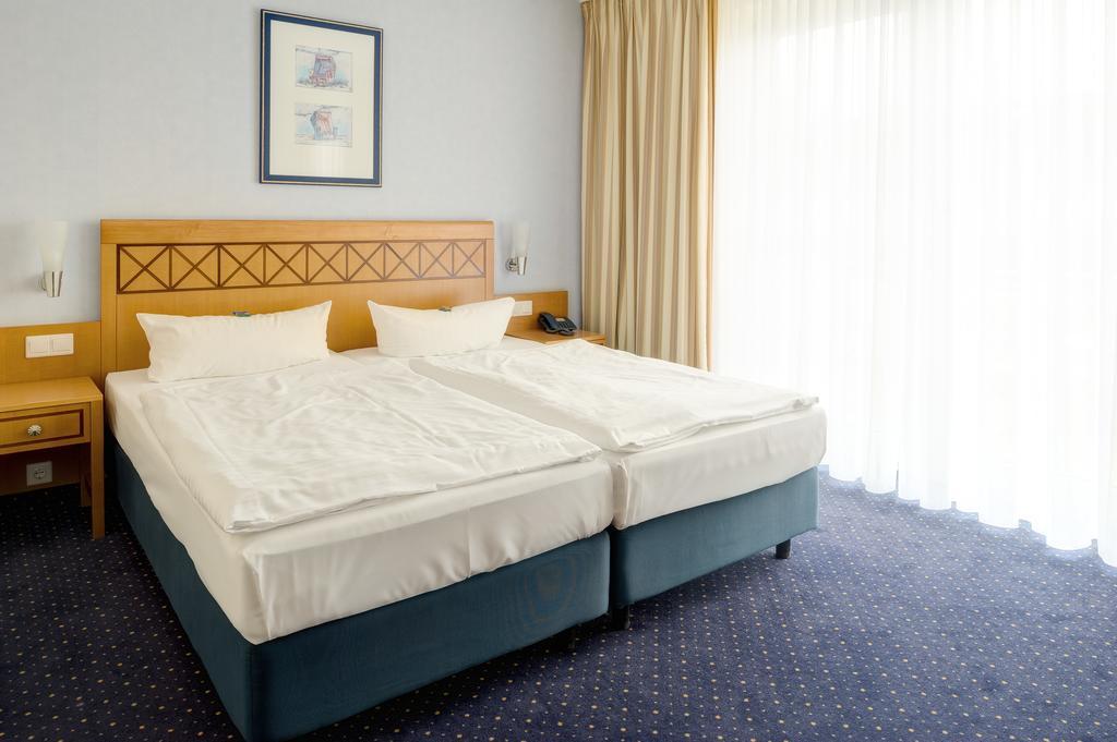 באבה Strandhotel Seestern מראה חיצוני תמונה